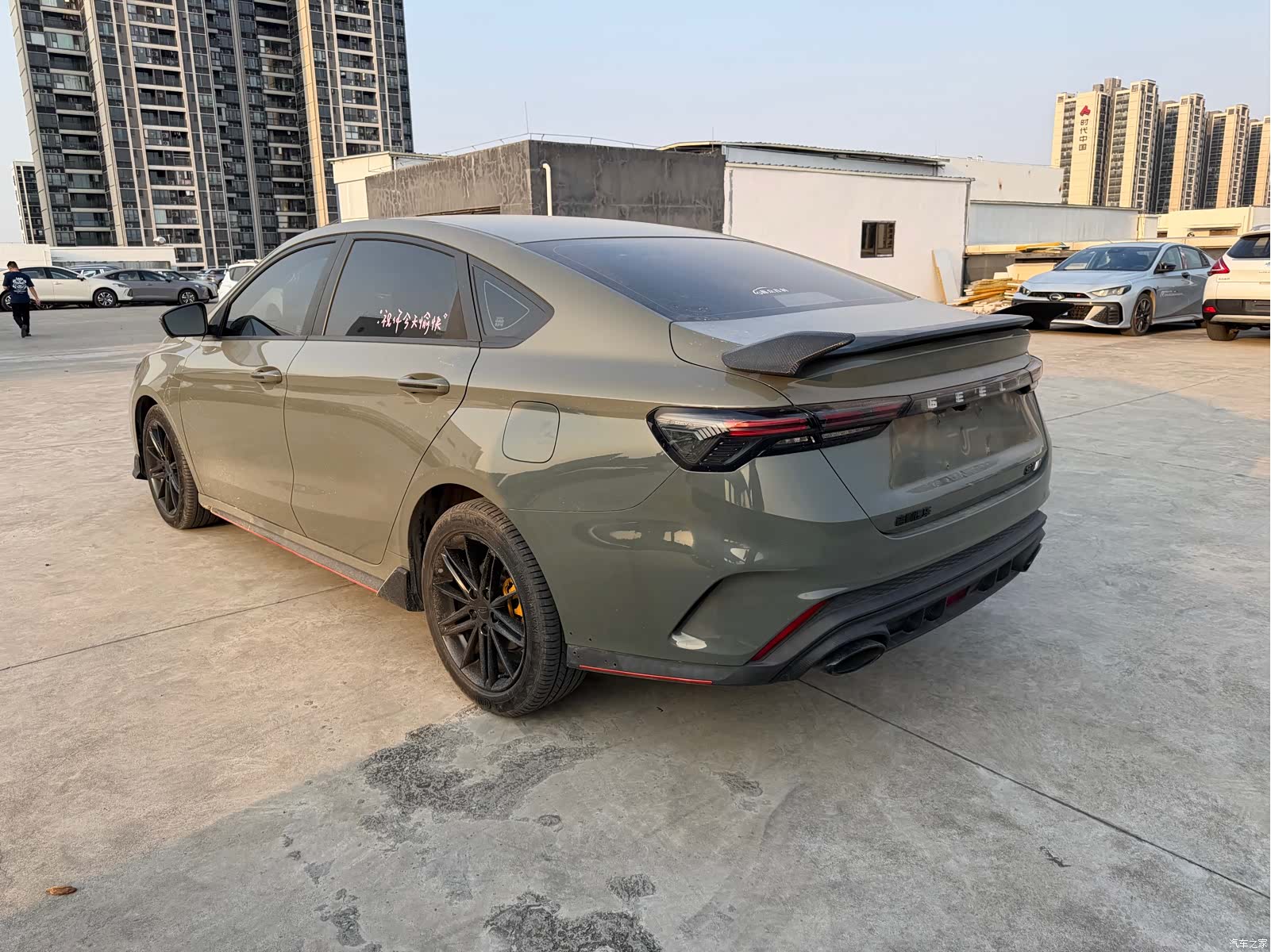 Geely Binray, 2022 6