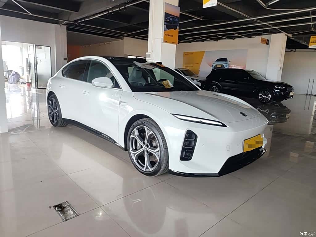 NIO ET5, 2025 4