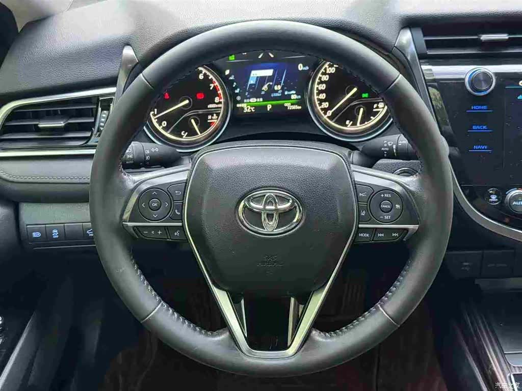 Toyota Camry, 2020 6