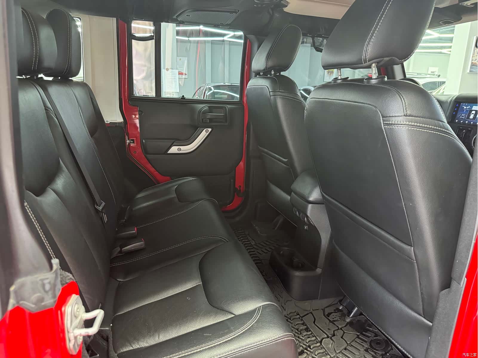 Jeep Wrangler, 2017 16