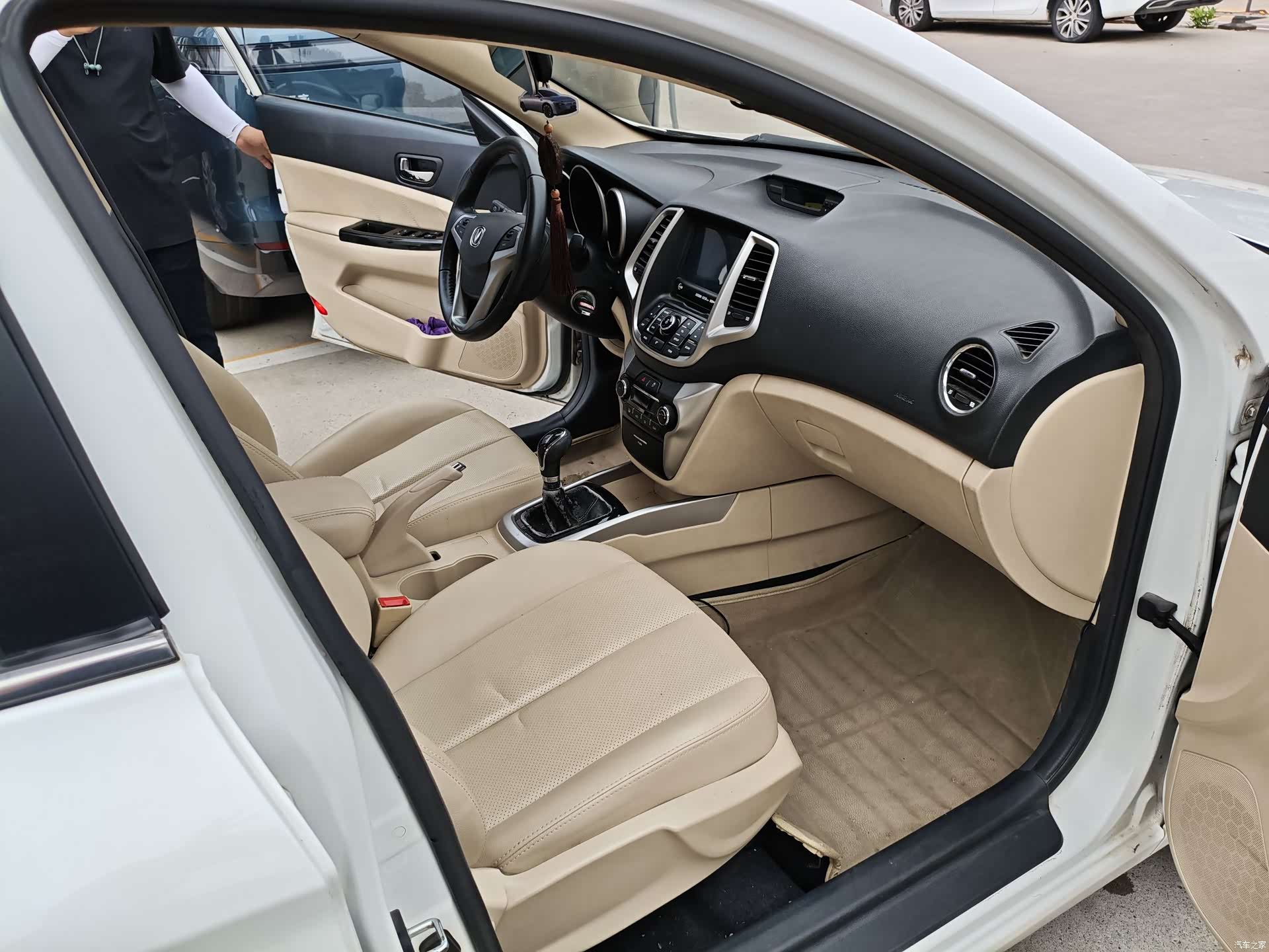 Changan Eado, 2015 13