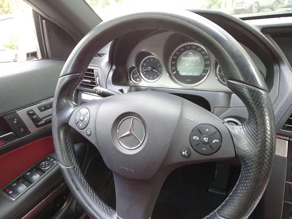 Mercedes-Benz E-class Mercedes-Benz E-class