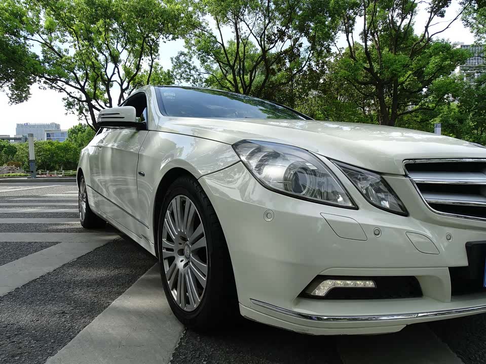 Mercedes-Benz E-class Mercedes-Benz E-class