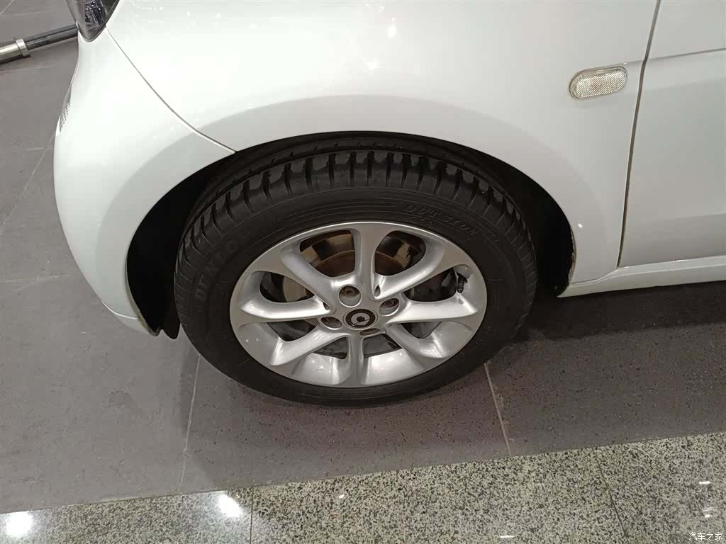 Smart Fortwo, 2018 23