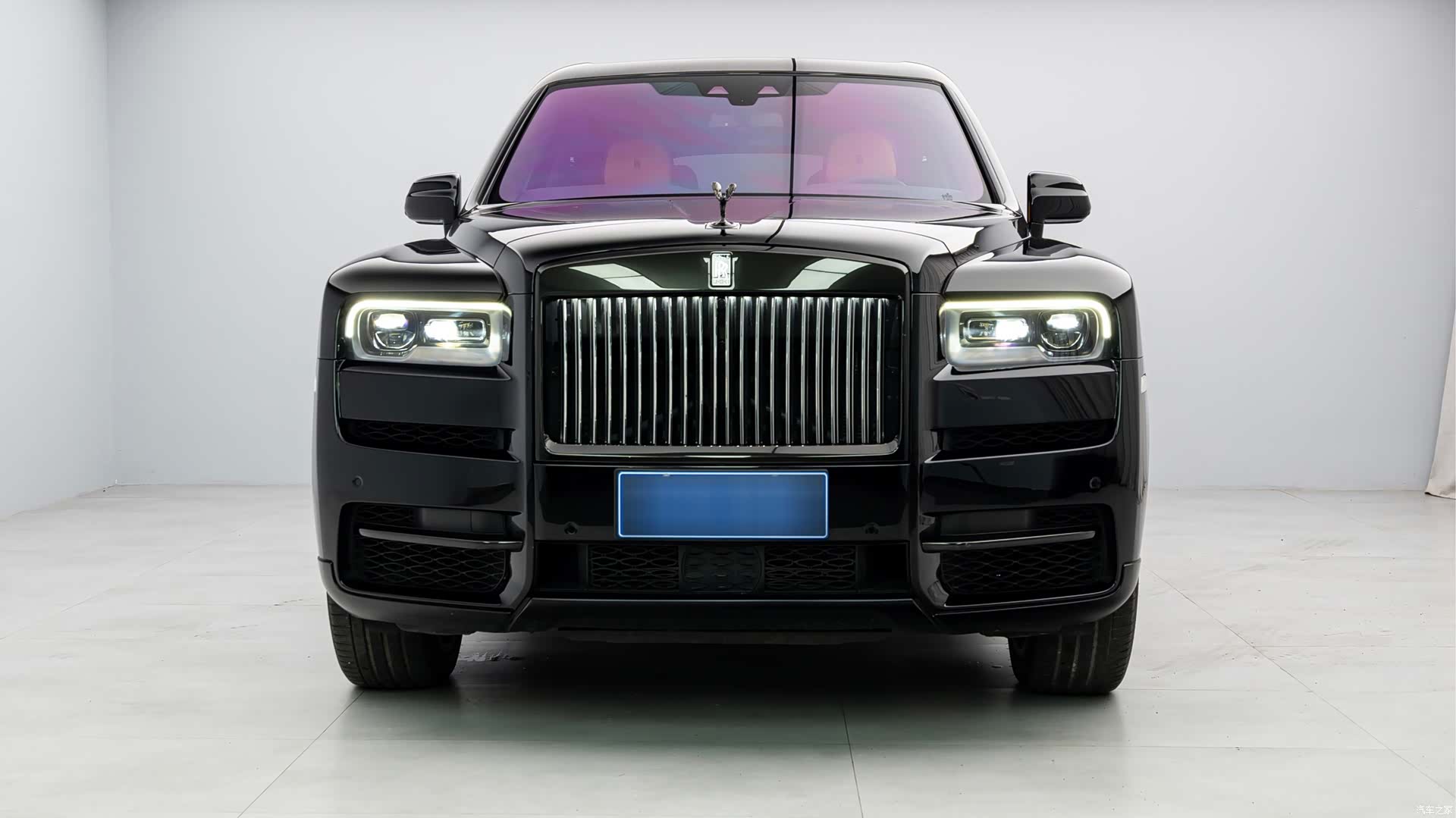 Rolls-Royce Cullinan, 2021 1