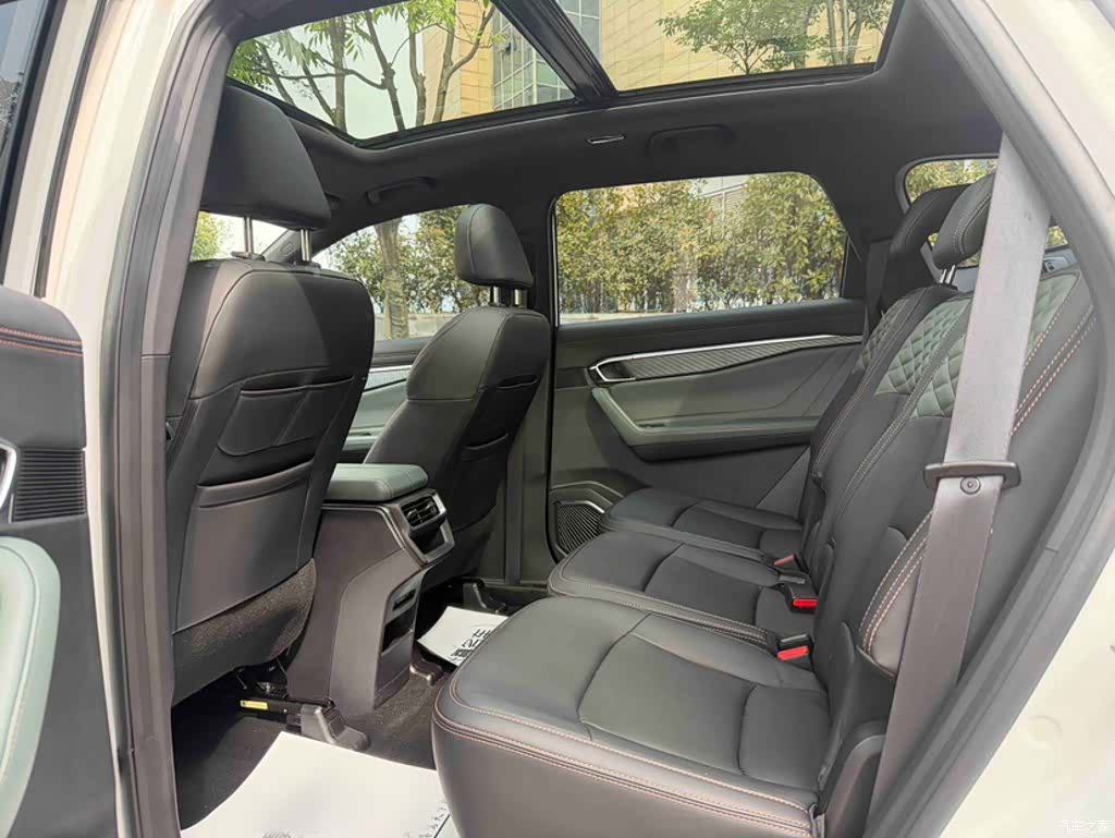 Geely Haoyue, 2023 10