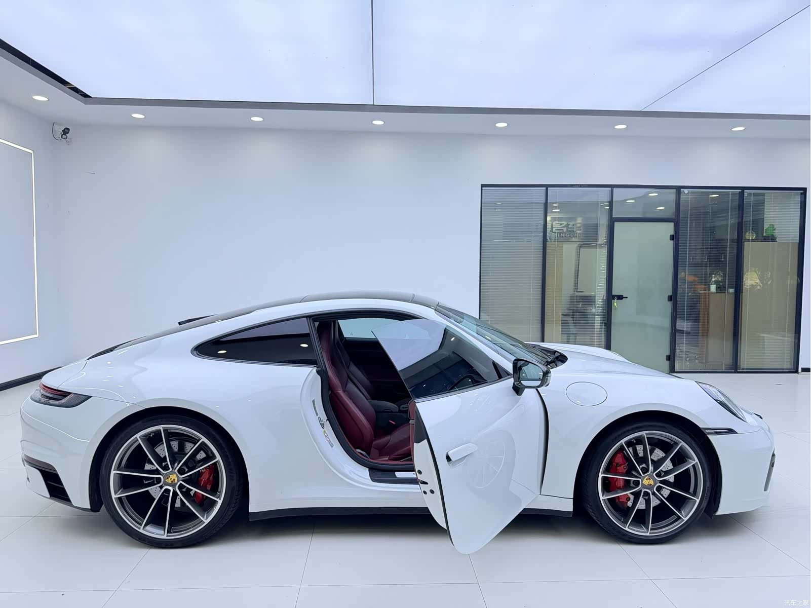 Porsche 911, 2020 3