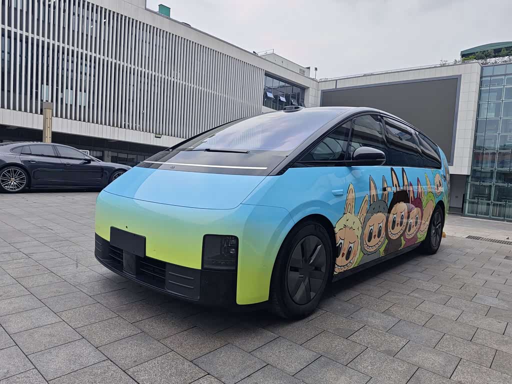 Li Auto MEGA