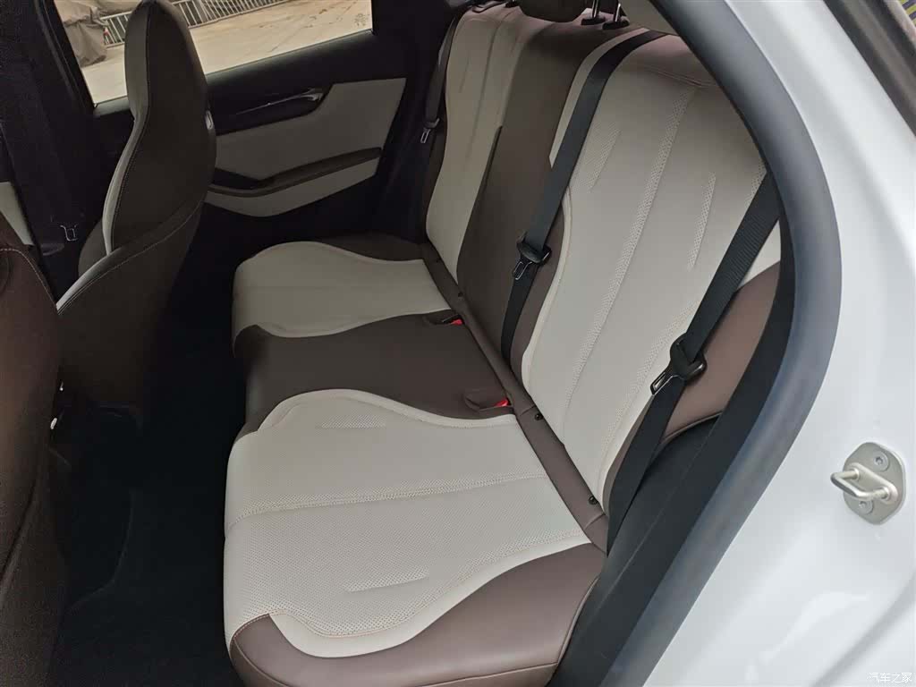 BYD Qin, 2024 13