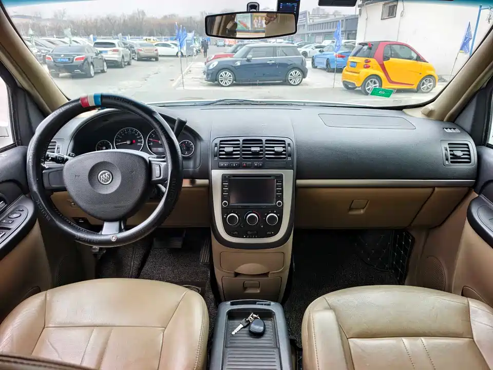 Buick GL8