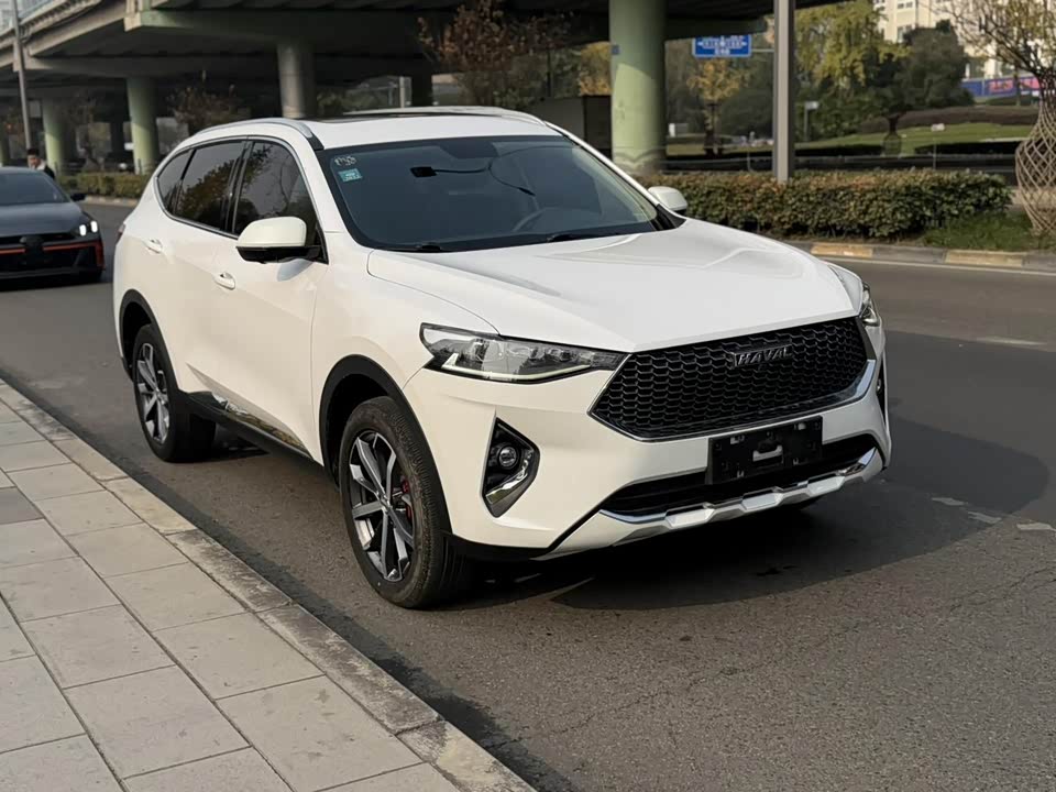Haval F7