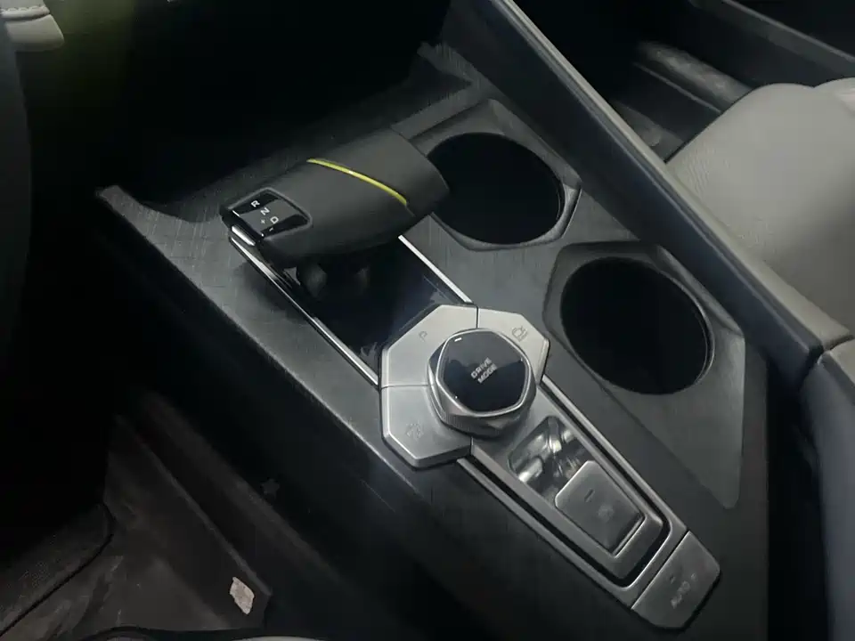 Changan UNI-V Smart iDD