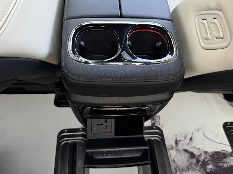 Trumpchi Trumpchi M8