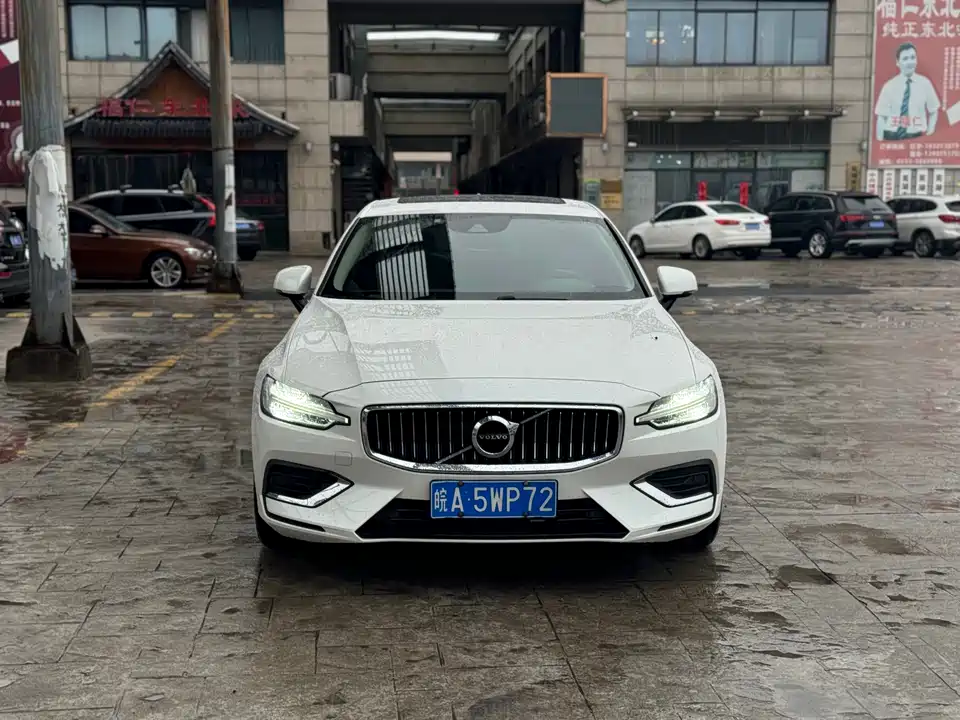 Volvo S60