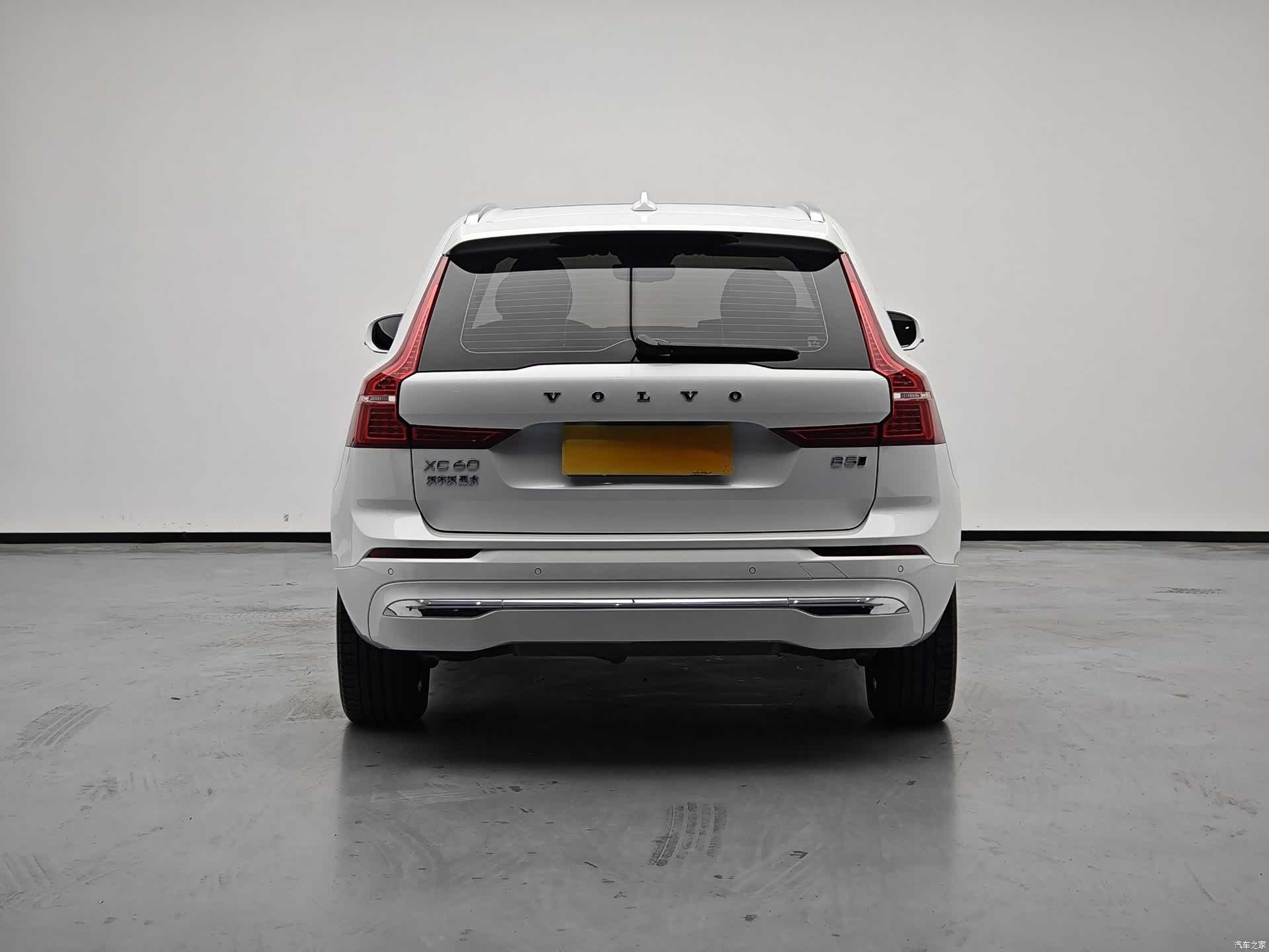 Volvo XC60, 2021 все фото