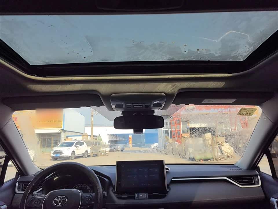 Toyota RAV4 Rongfang