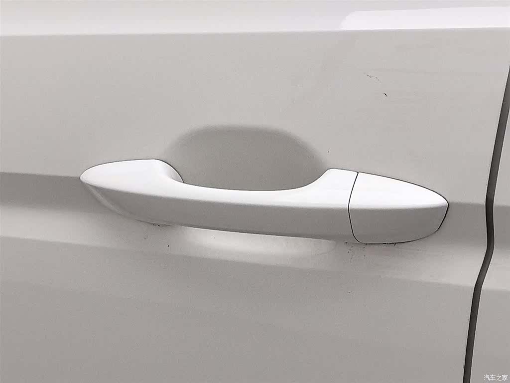 Volkswagen L, 2017 18