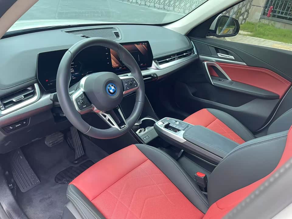 BMW iX1 BMW iX1
