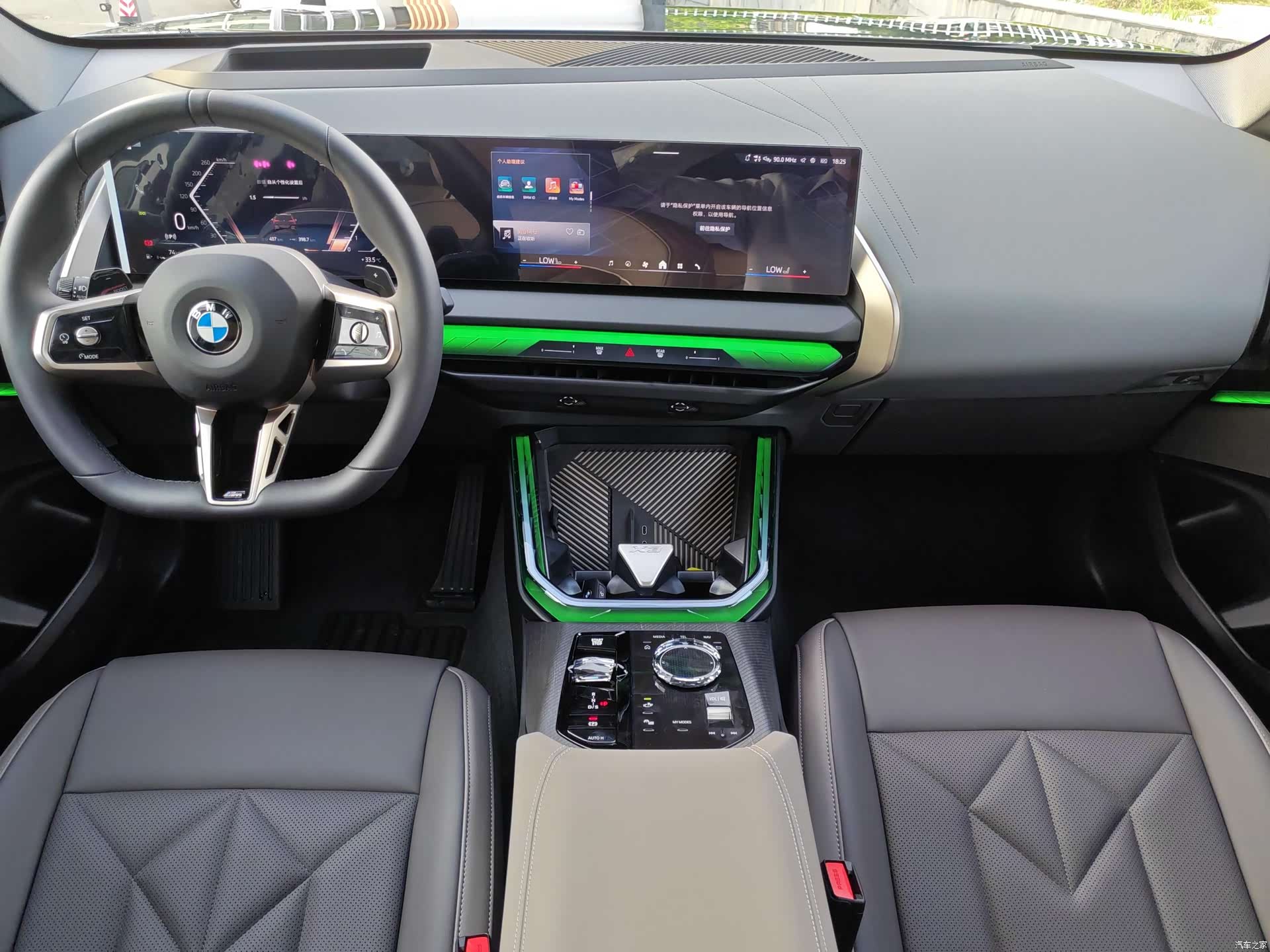 BMW X3, 2026 все фото