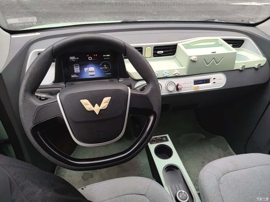 Wuling MINIEV, 2021 10