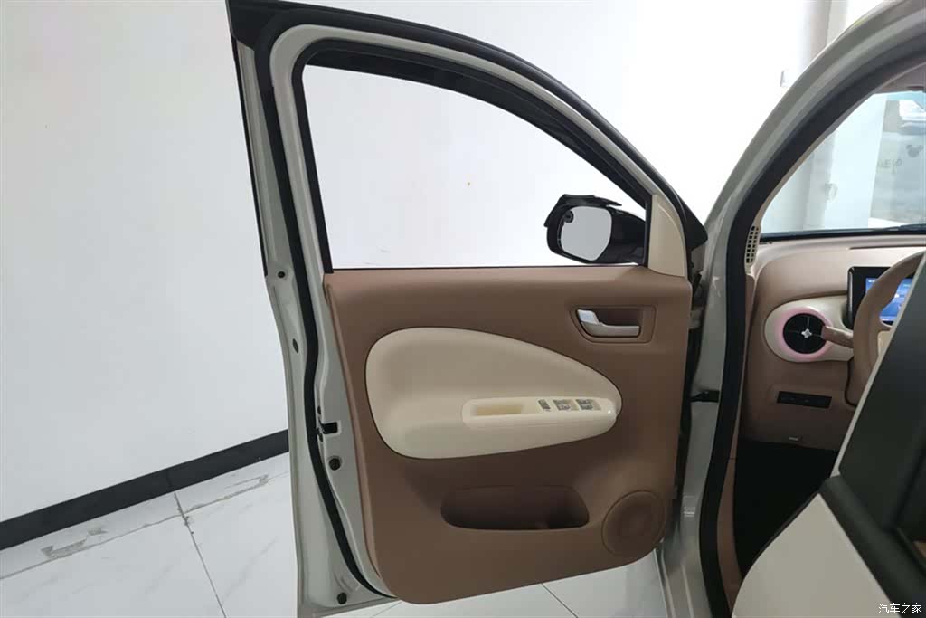 Wuling MINIEV, 2025 7