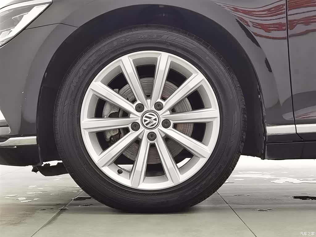 Volkswagen Magotan, 2019 17