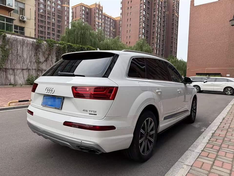 Audi Q7 Audi Q7