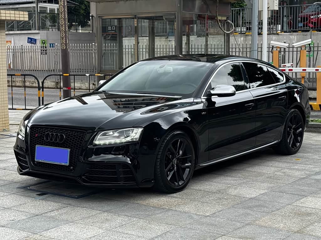 Audi S5