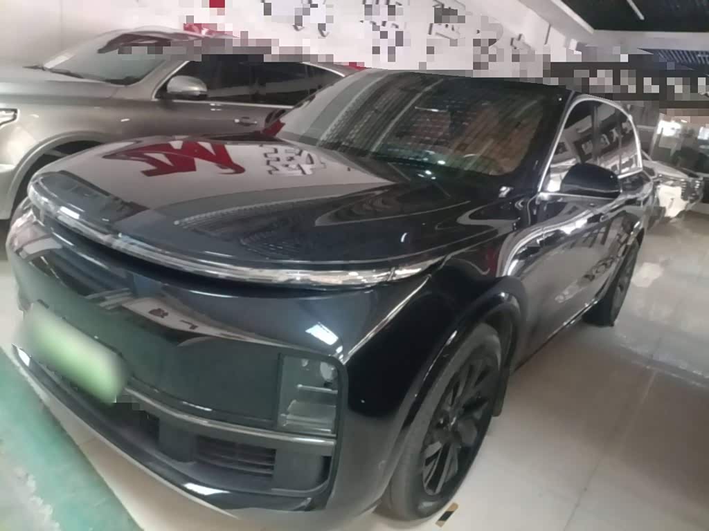 Li Auto L8