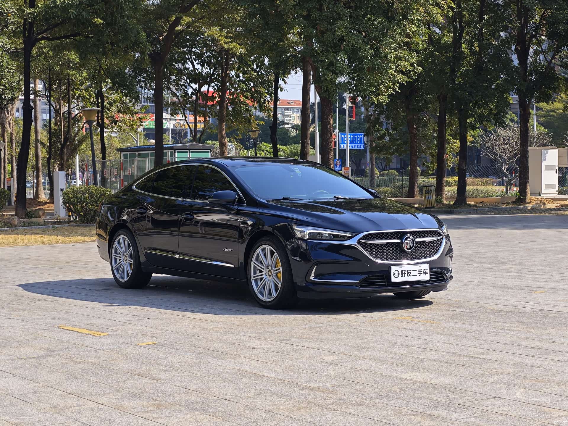 Buick LaCrosse, 2022 3