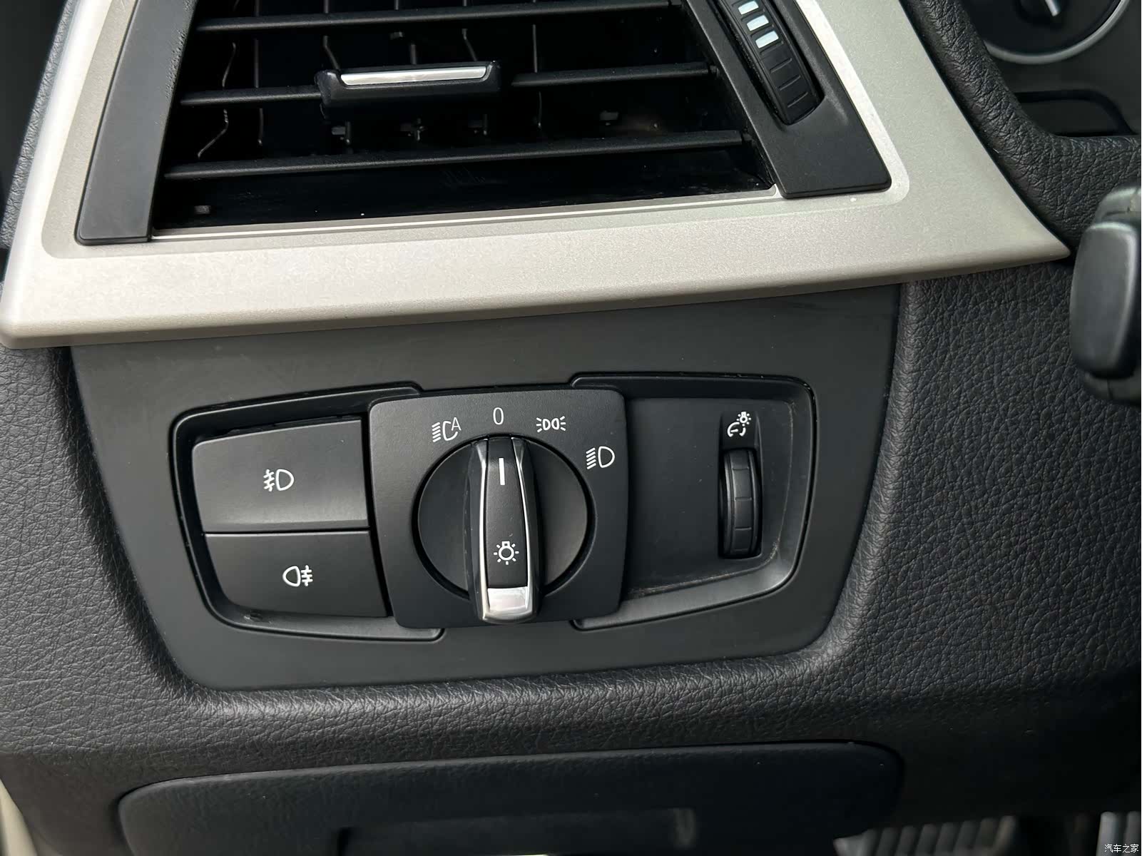 BMW 3 Series, 2016 9