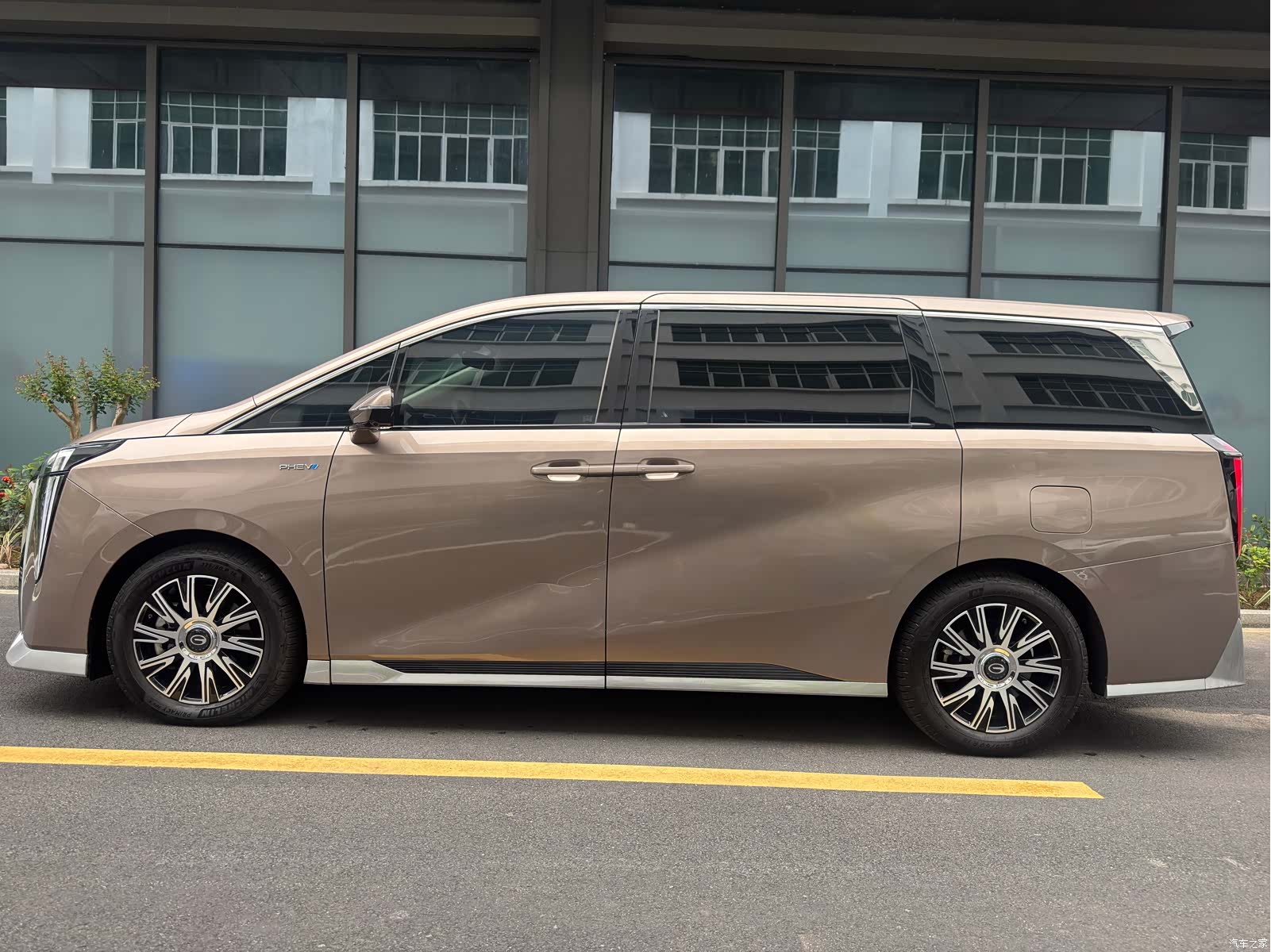 GAC E9, 2023 4
