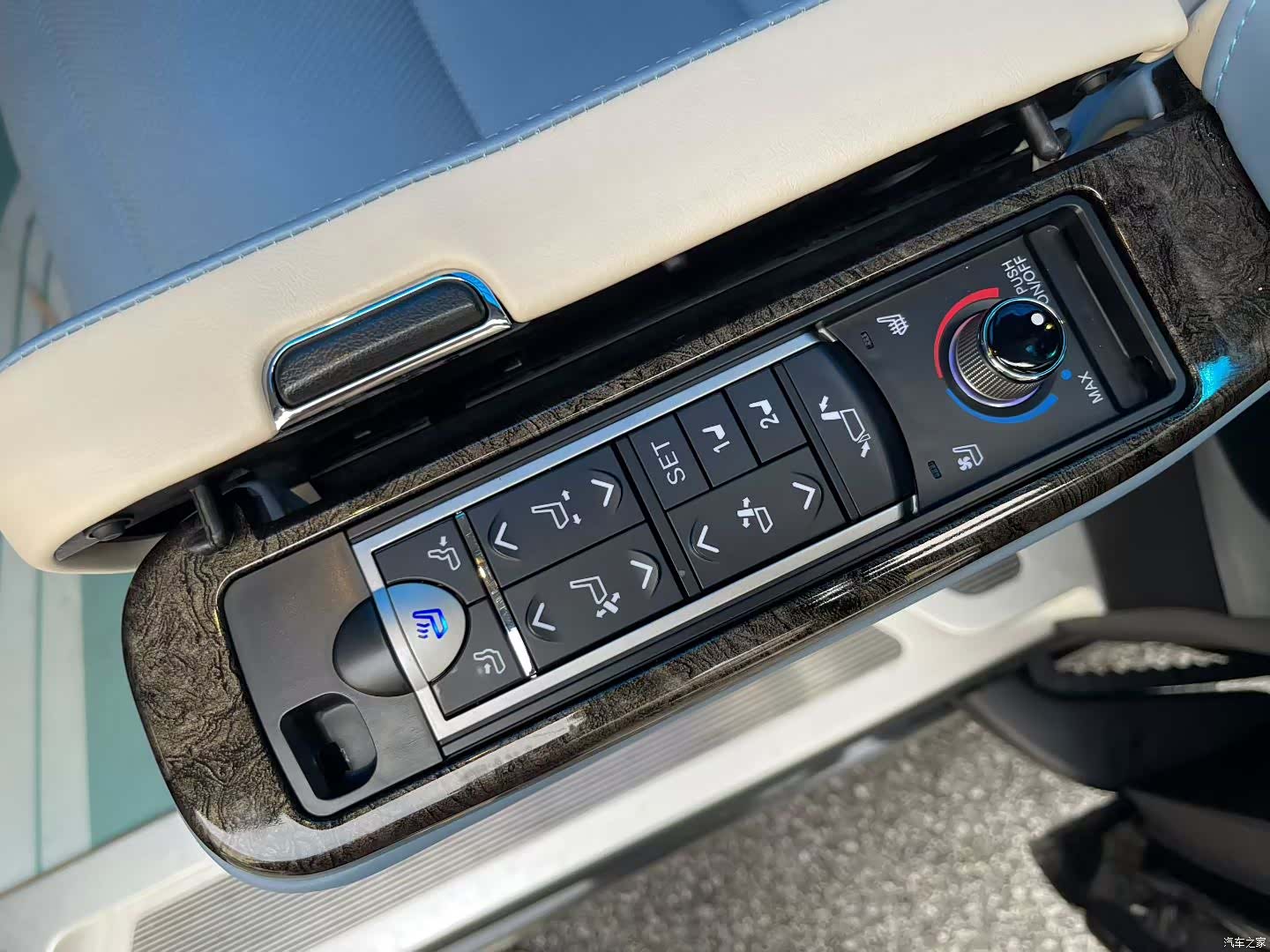Mercedes-Benz V-Class, 2017 12