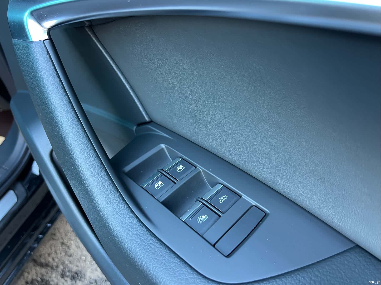Audi A6L, 2022 12
