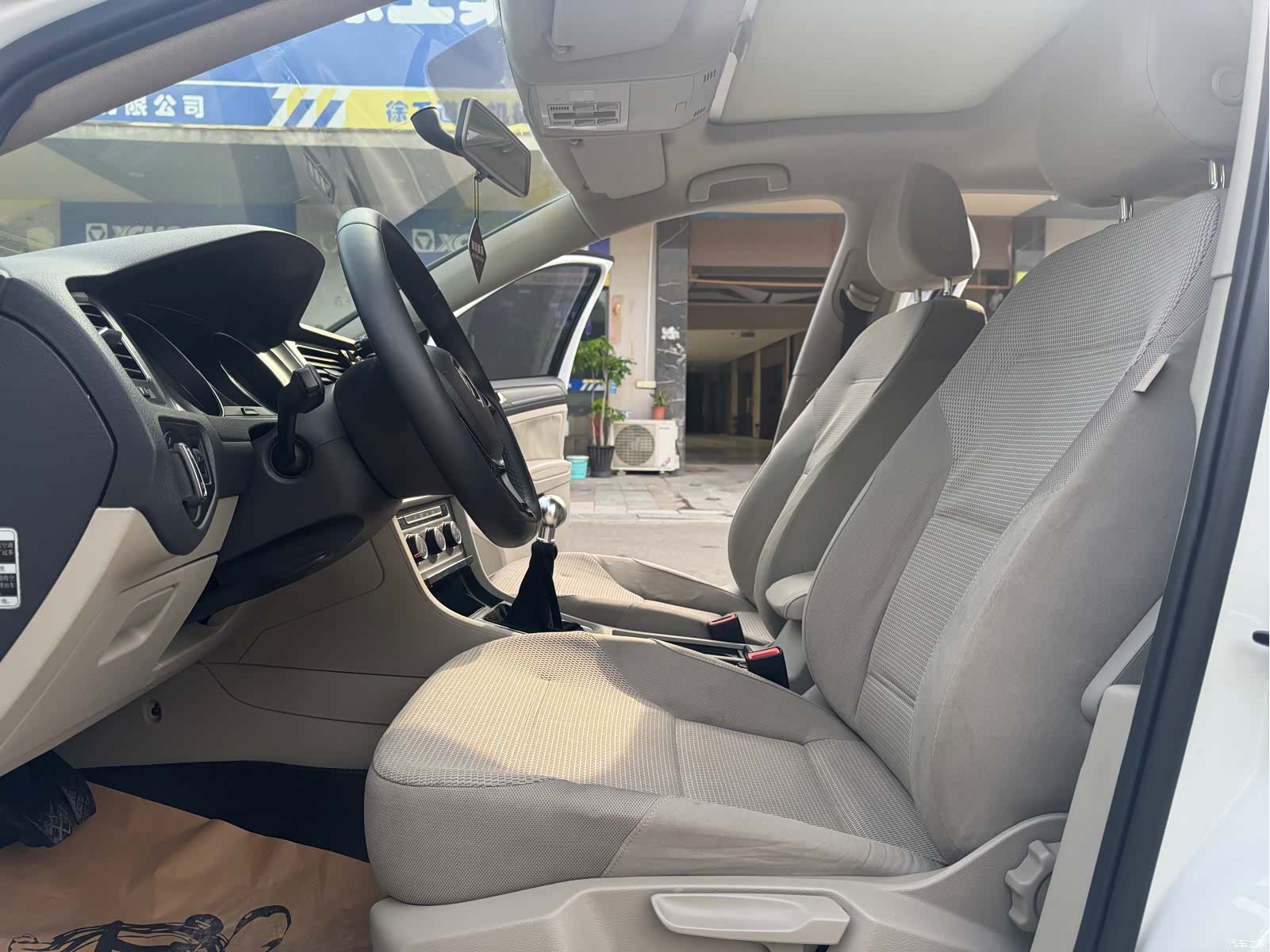 Volkswagen Golf, 2014 9