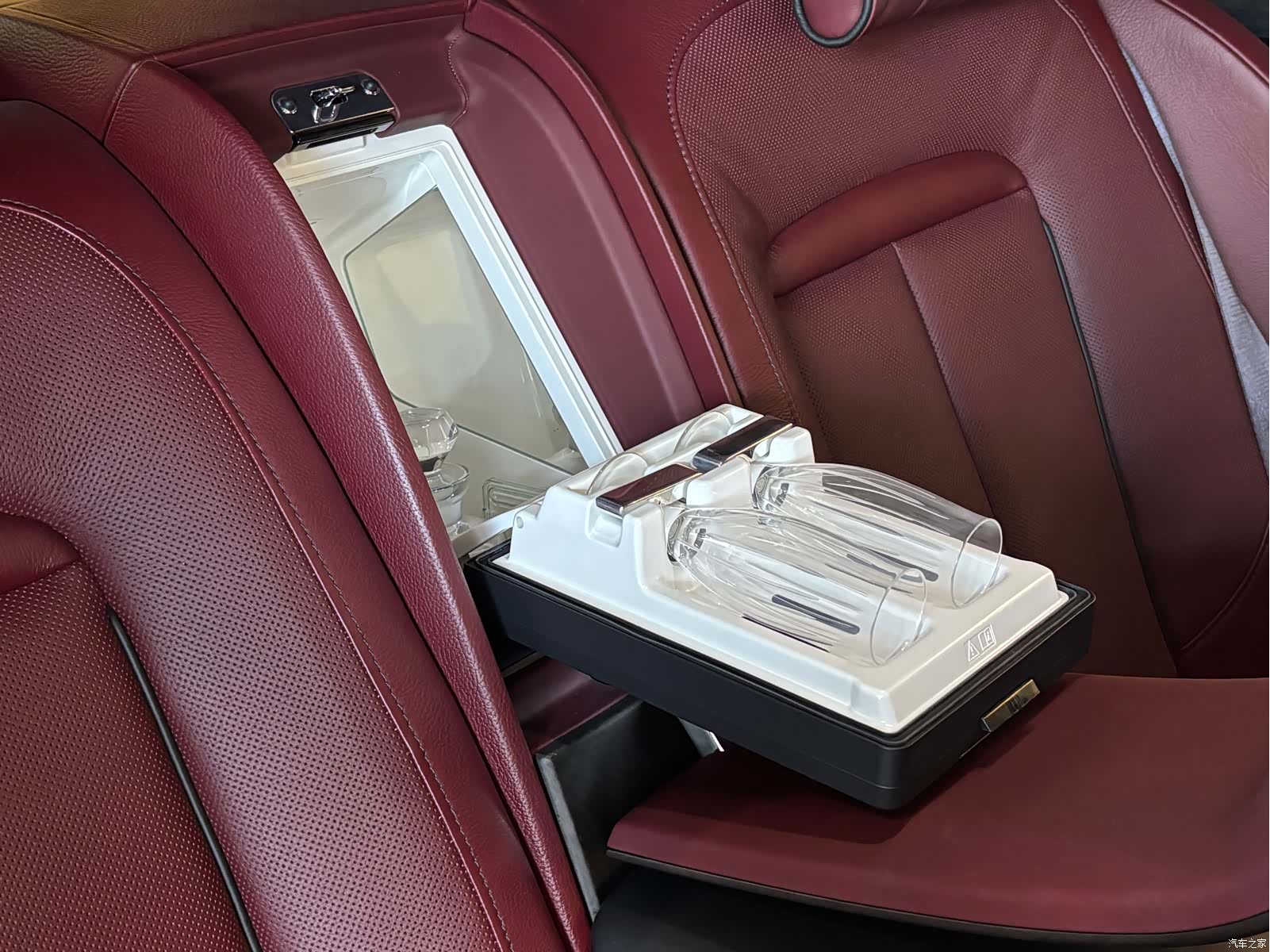 Rolls-Royce Cullinan, 2021 10
