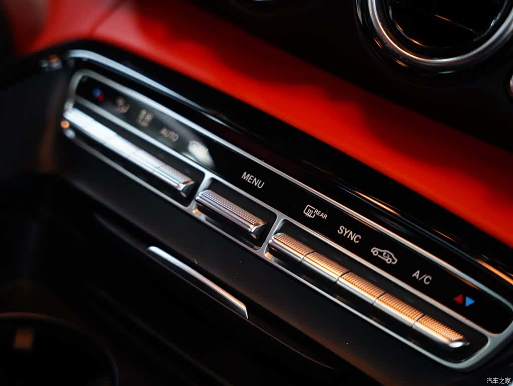 MG AMG, 2017 40