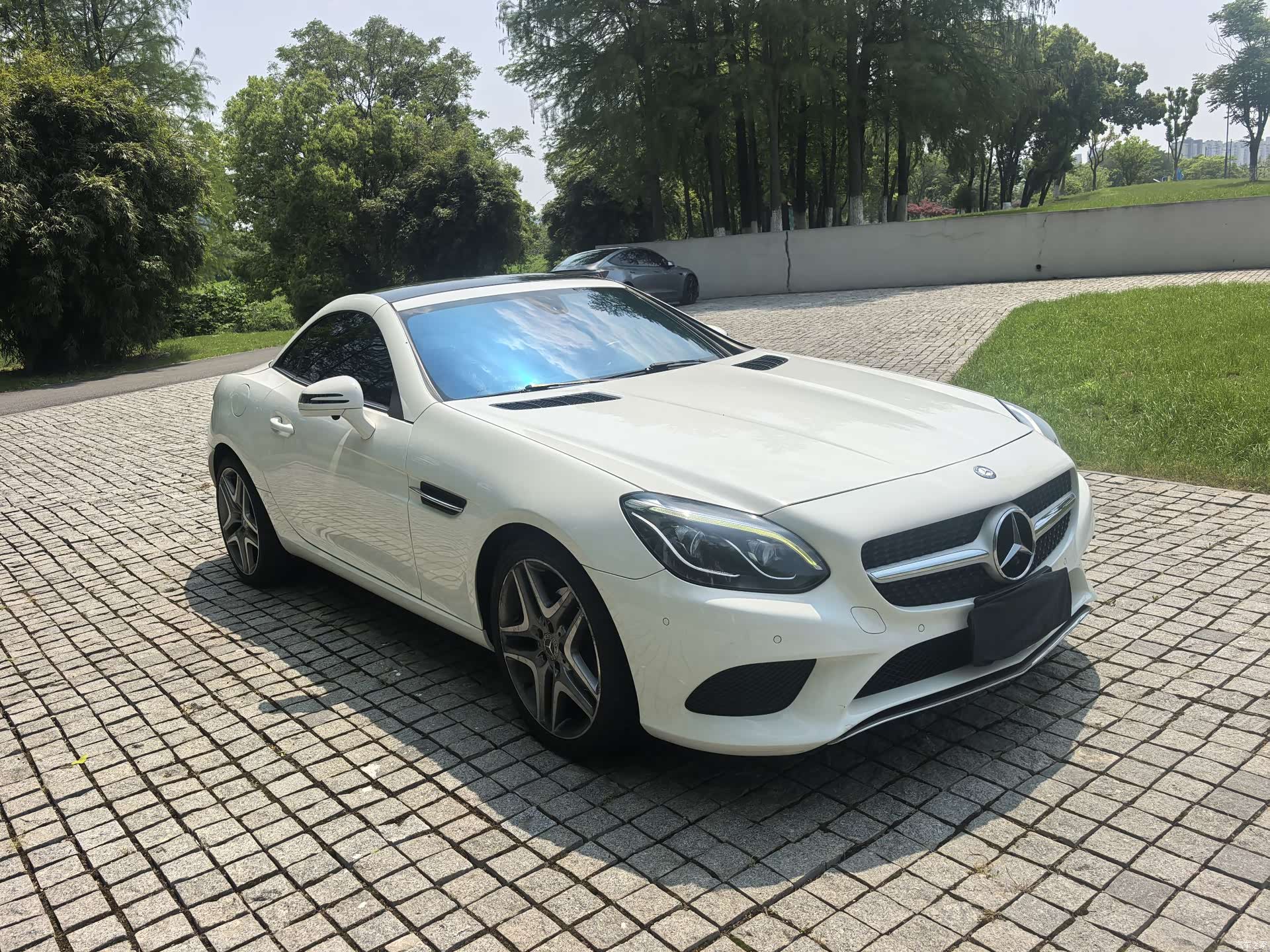 Mercedes-Benz SLC, 2019 3