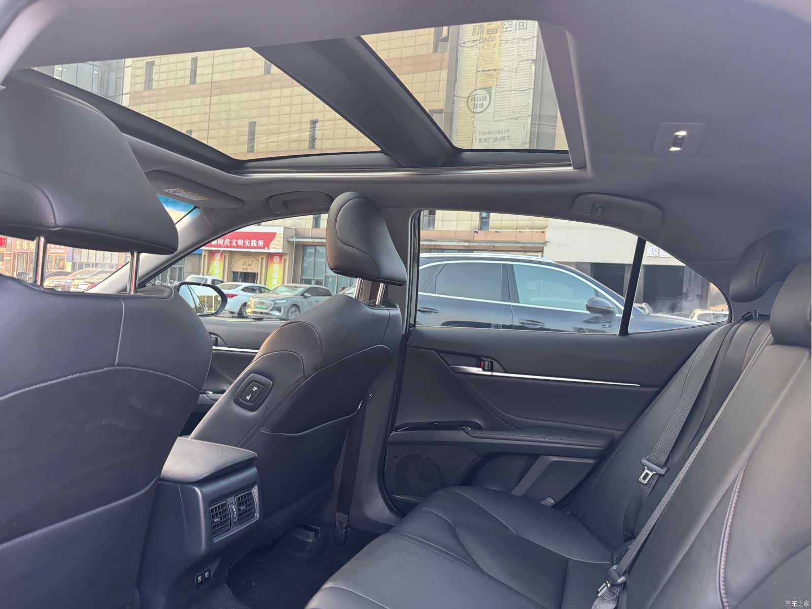 Toyota Camry, 2018 9