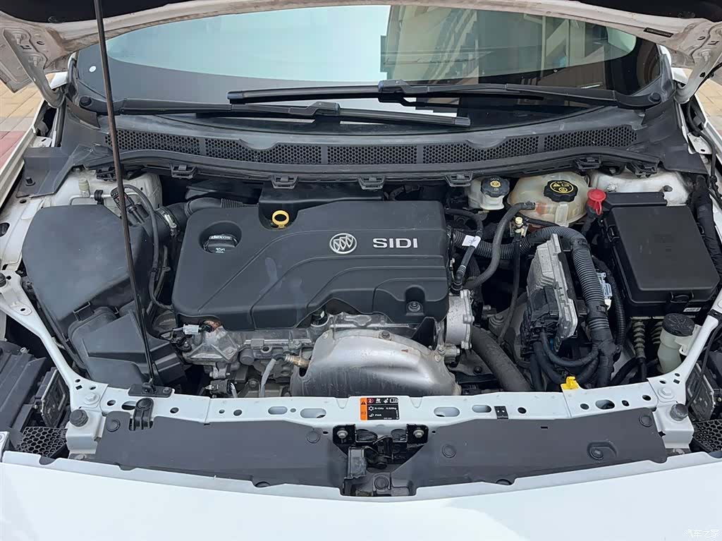 Buick Verano, 2016 11