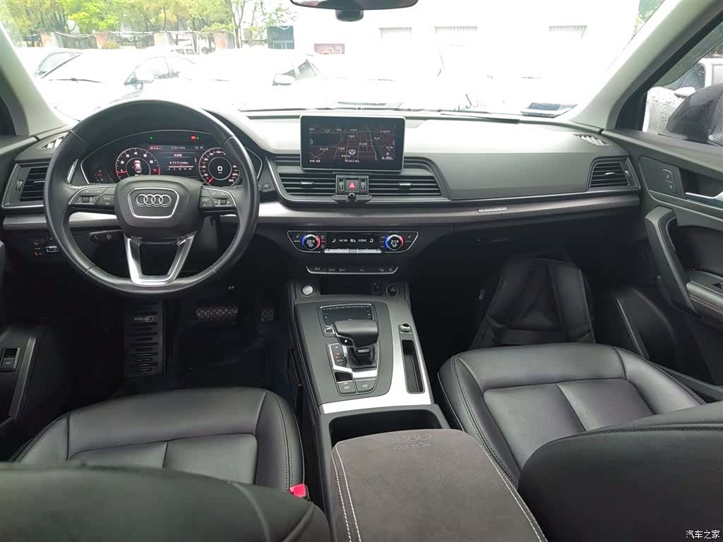 Audi Q5L, 2019 6