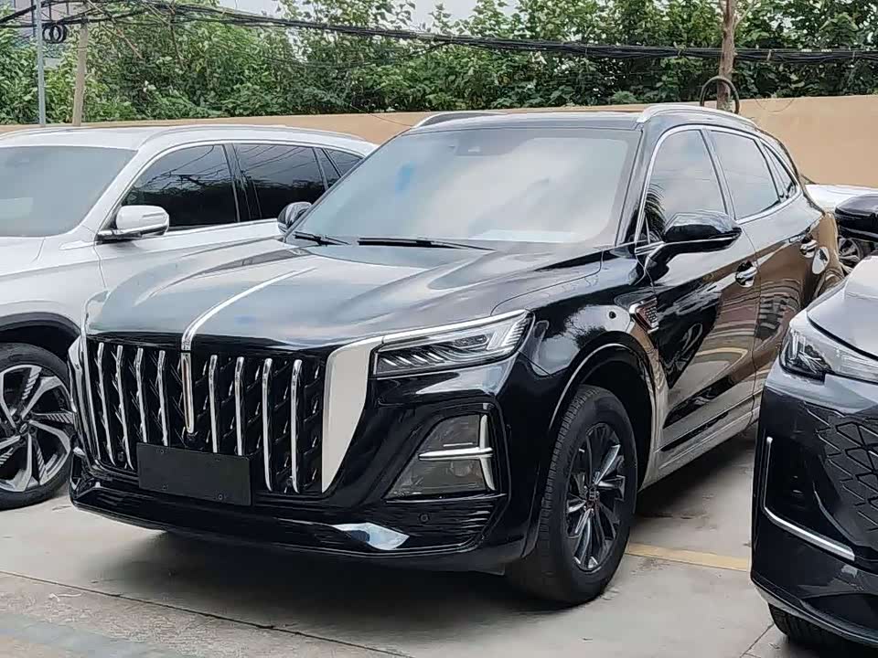 Hongqi HS5