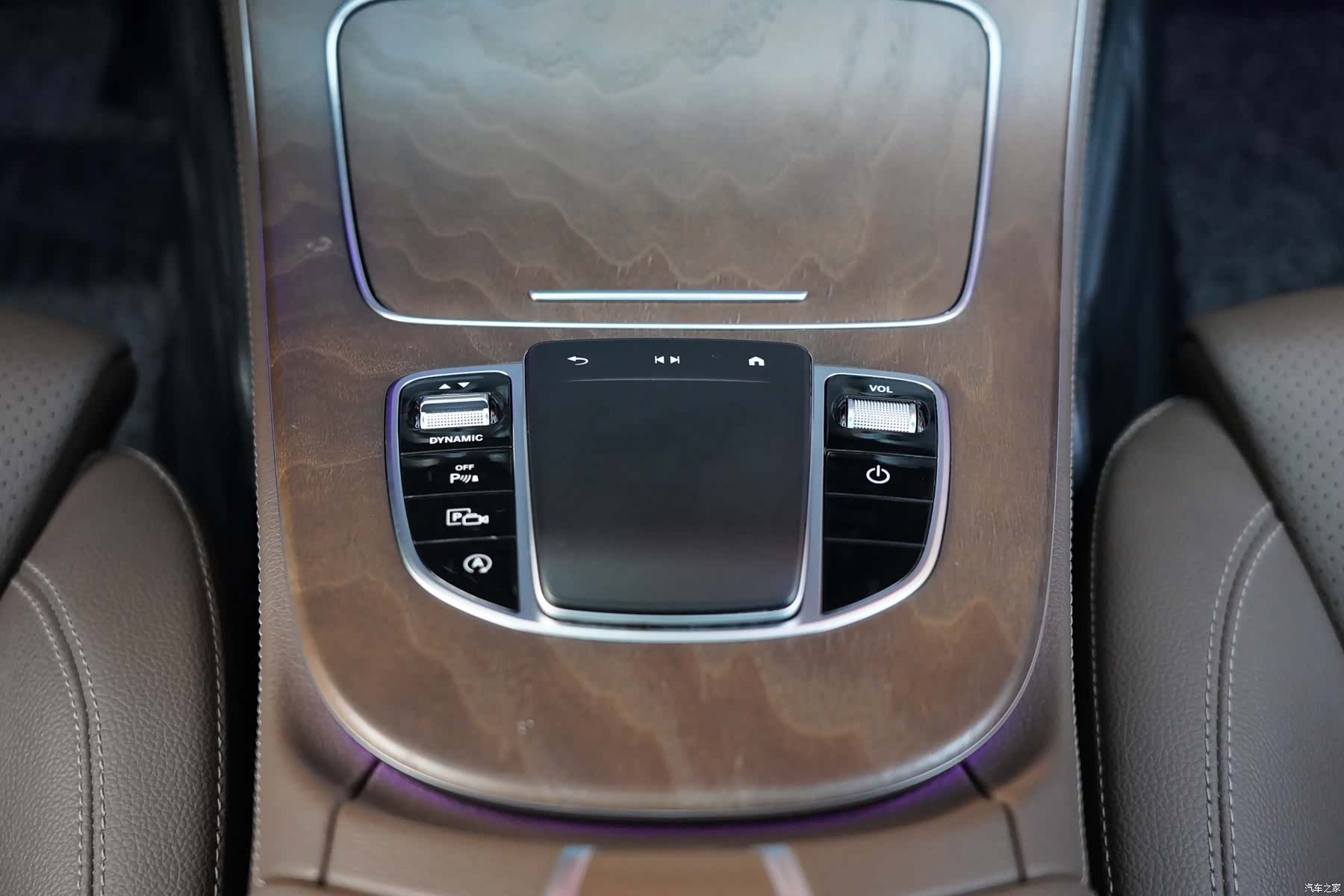 Mercedes-Benz E-Class, 2021 11