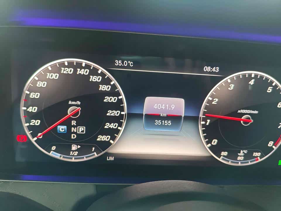 Mercedes-Benz CLS Mercedes-Benz CLS