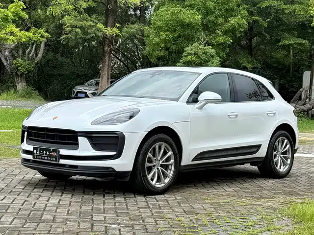 Porsche Macan 2023 — купить из Китая под заказ