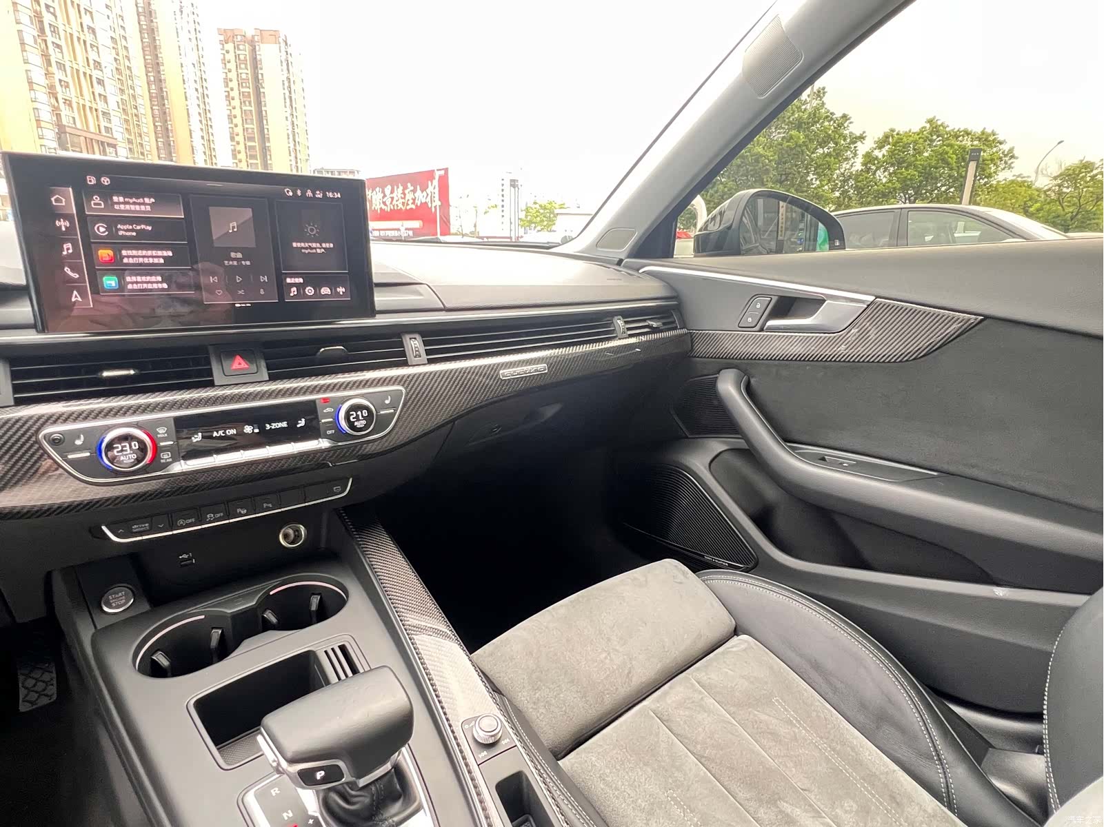 Audi A4L, 2020 16