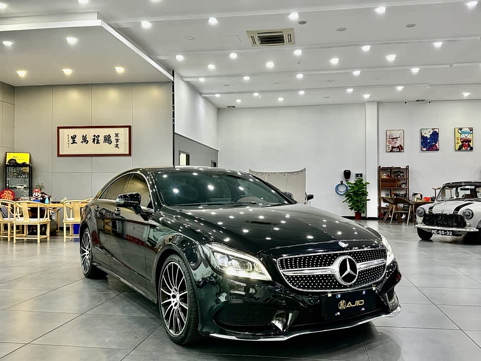 Mercedes-Benz CLS