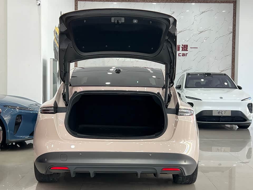 NIO ET5 NIO ET5