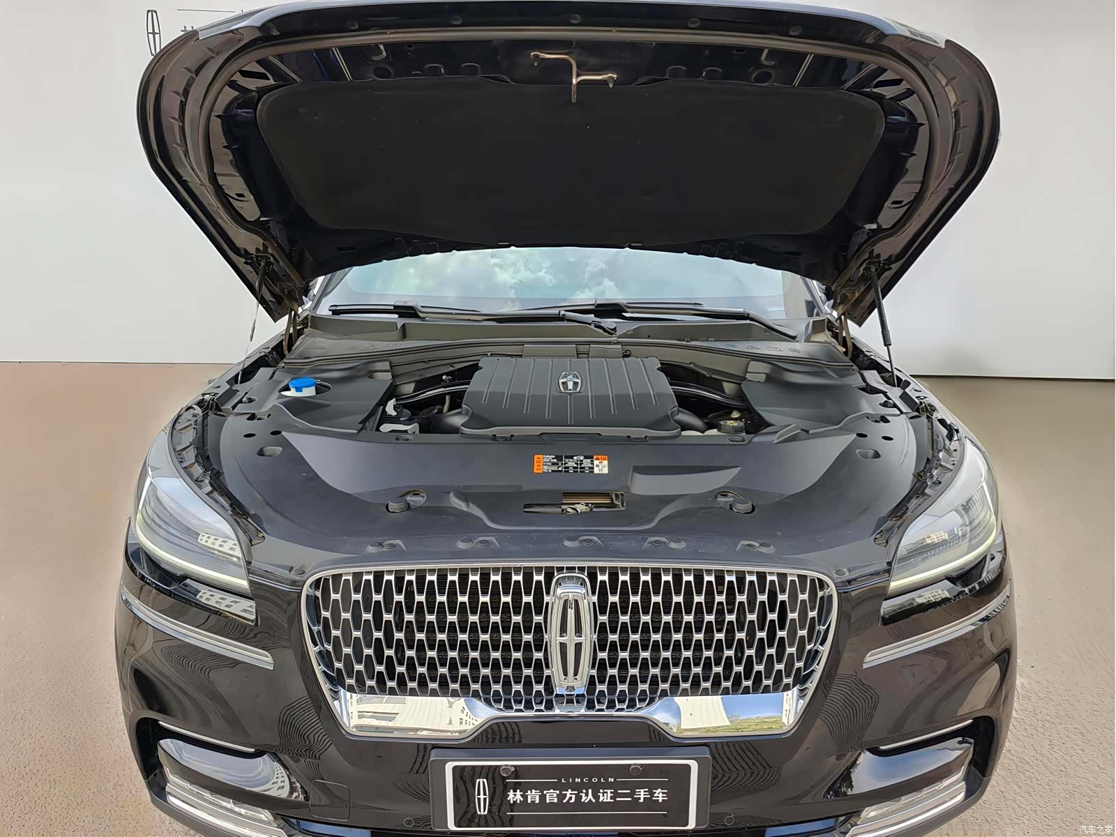 Lincoln Aviator, 2022 8