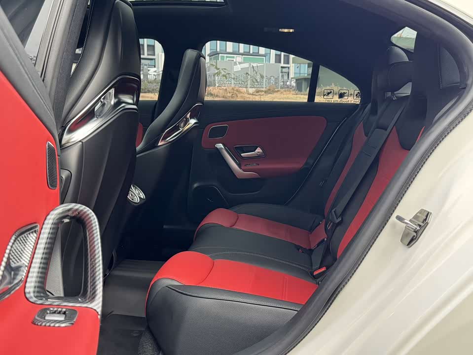 Mercedes-Benz CLA AMG